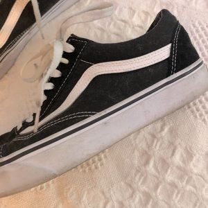 LIKE NEW MENS VANS!